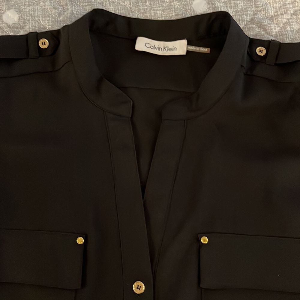 Calvin Klein sleeveless dressy shirt - Picture 7 of 7